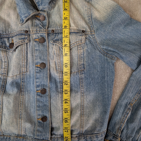 Life In Progress Jacket Womens Medium Blue Denim Button Front Crop Jean Jacket - Picture 5 of 8